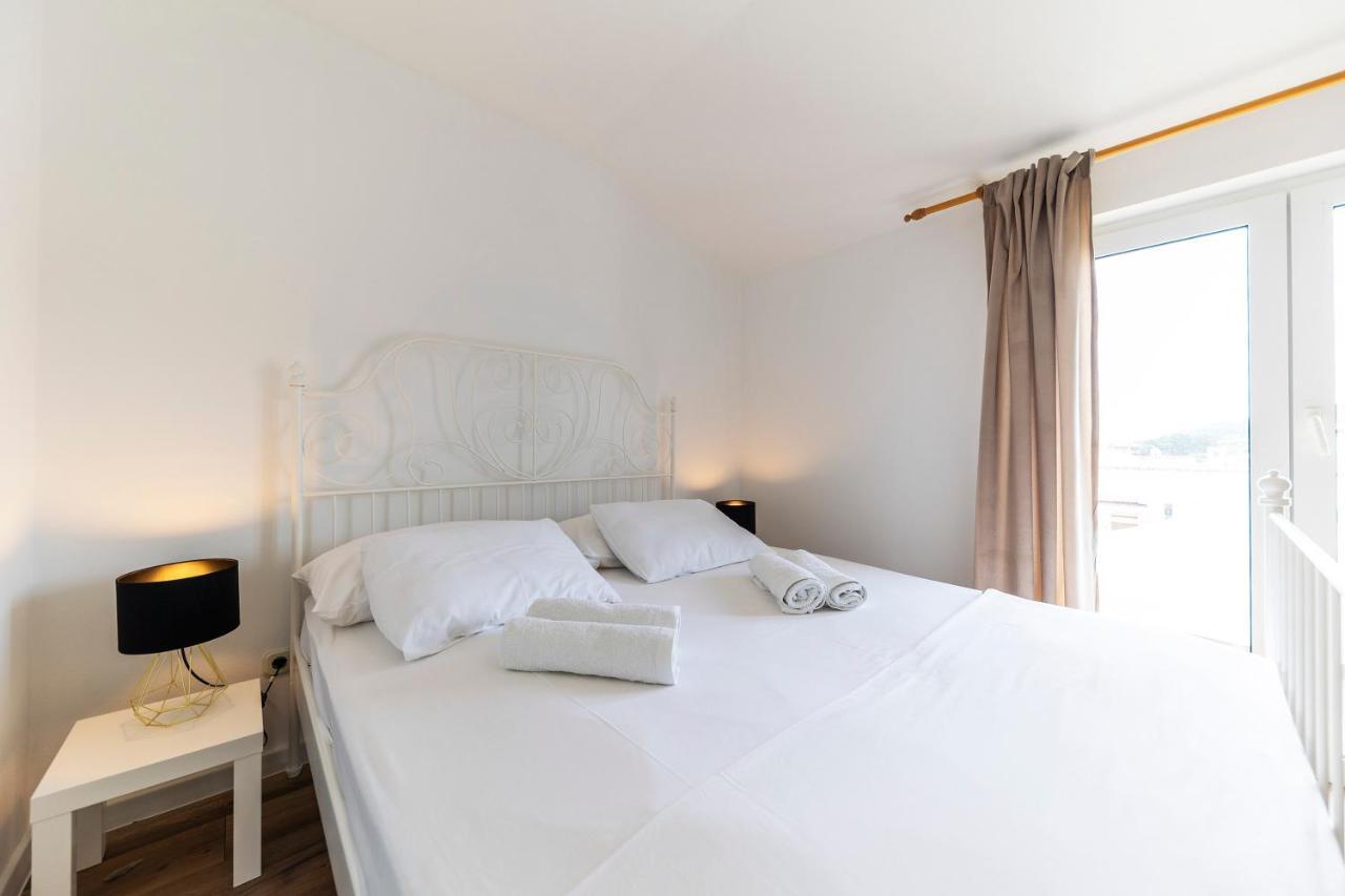 Apartmani Maestral Dobropoljana Экстерьер фото