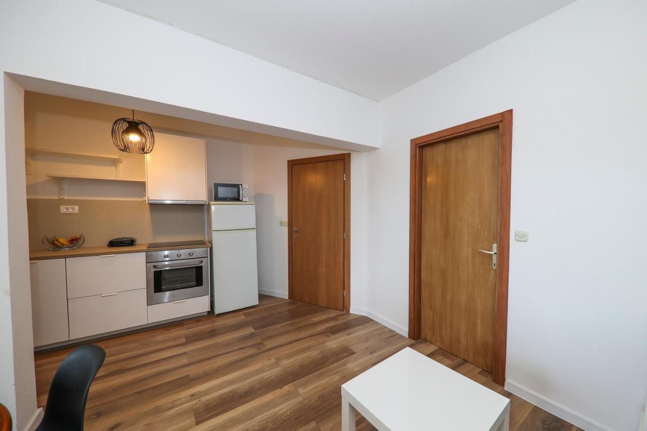 Apartmani Maestral Dobropoljana Экстерьер фото