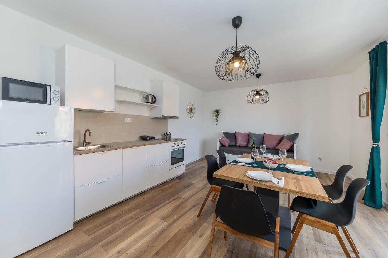 Apartmani Maestral Dobropoljana Экстерьер фото