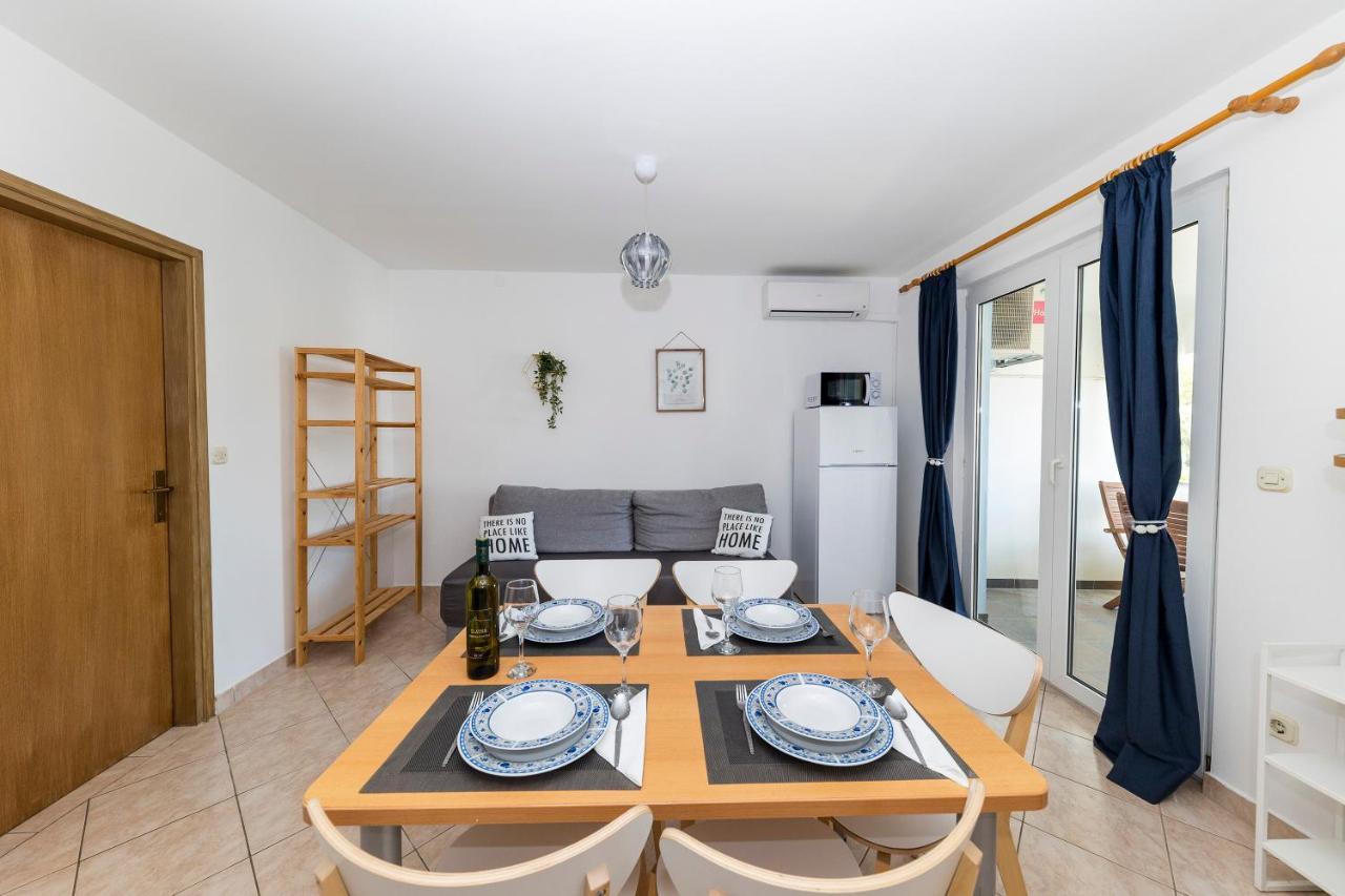 Apartmani Maestral Dobropoljana Экстерьер фото